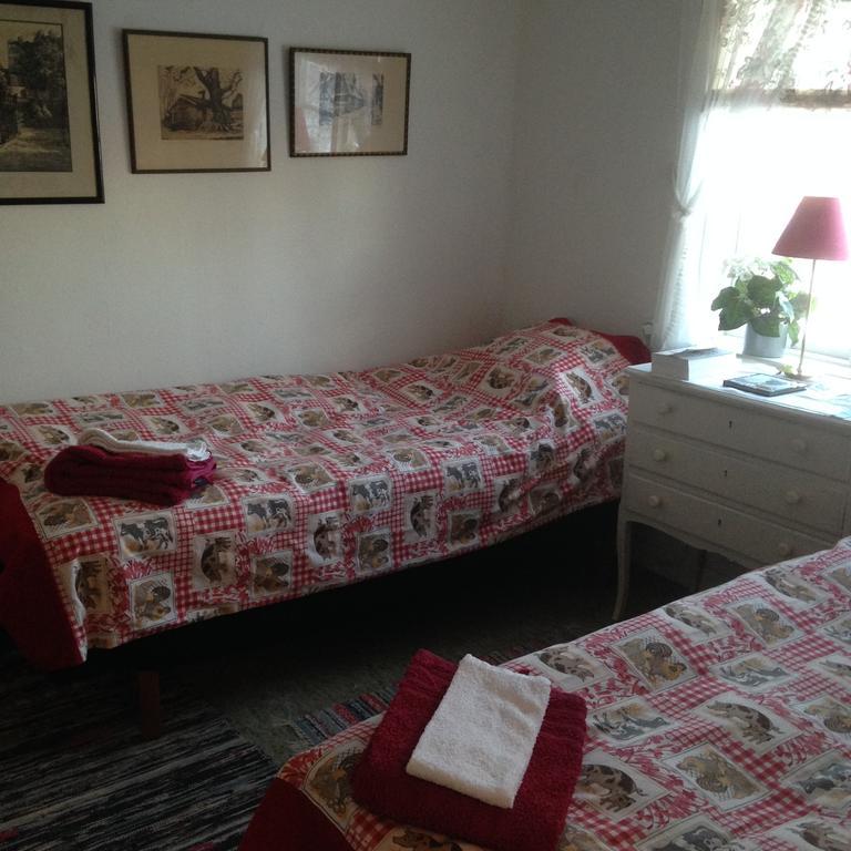 Sparrens Bed And Breakfast Fiskesa Bagian luar foto